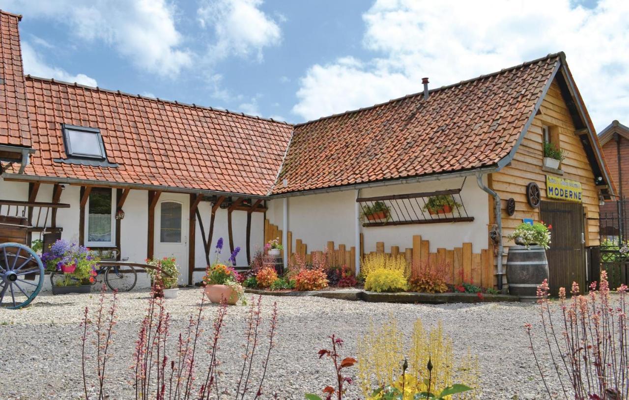 Gorgeous Home In Senlecques With Kitchen Exterior foto